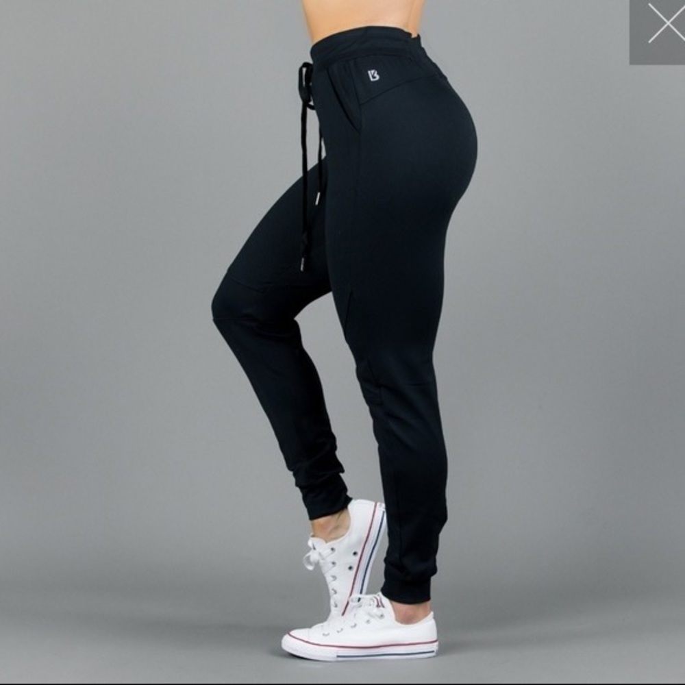 Buff bunny black jasmine joggers
